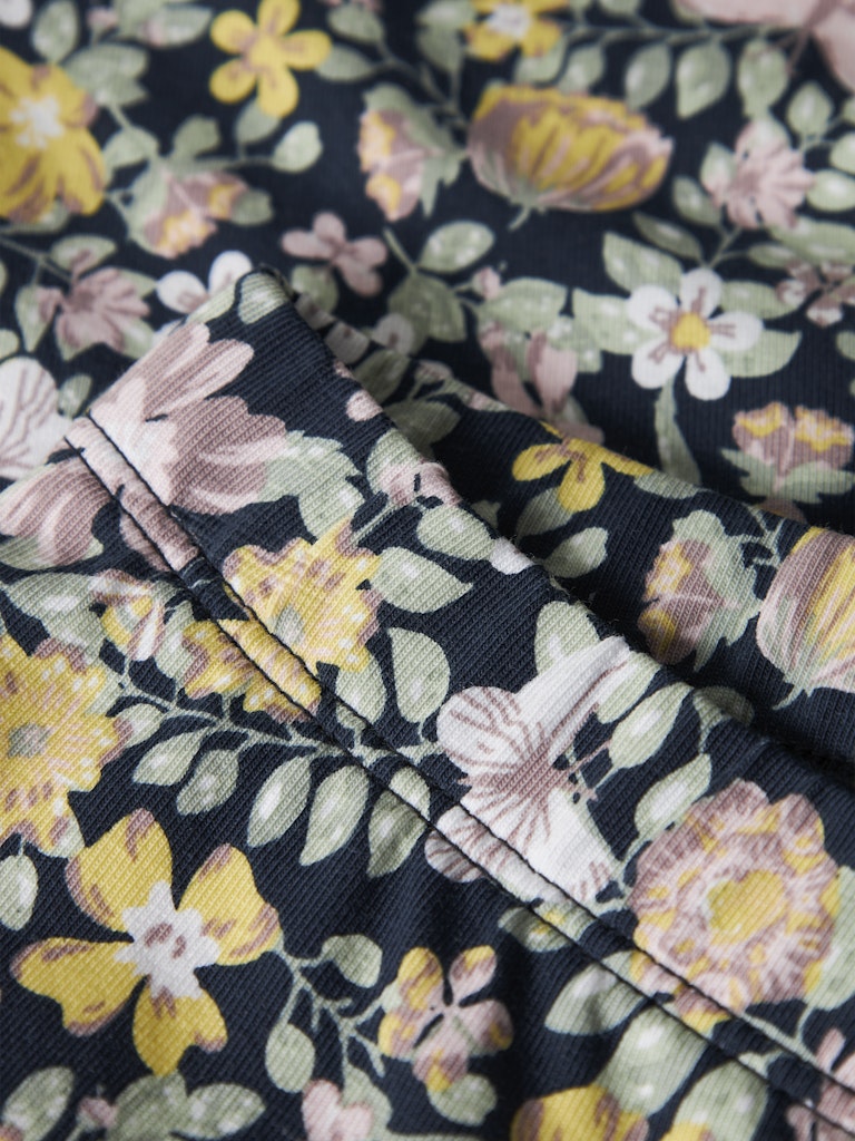 Mini Girl Vayo Legging Shorts-Navy Blazer-Close Up View