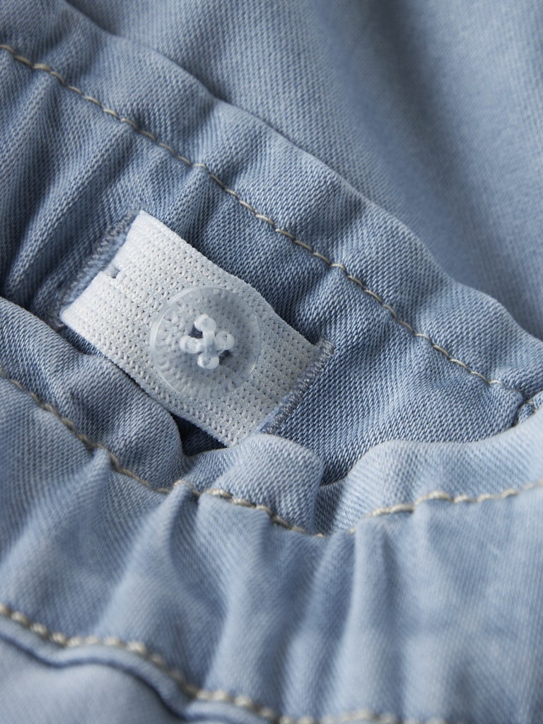 Rose Round Fit Light Blue Jeans waist adjuster view