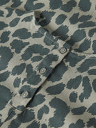 NAME IT Belate Short Sleeve Dress Shadow close up view