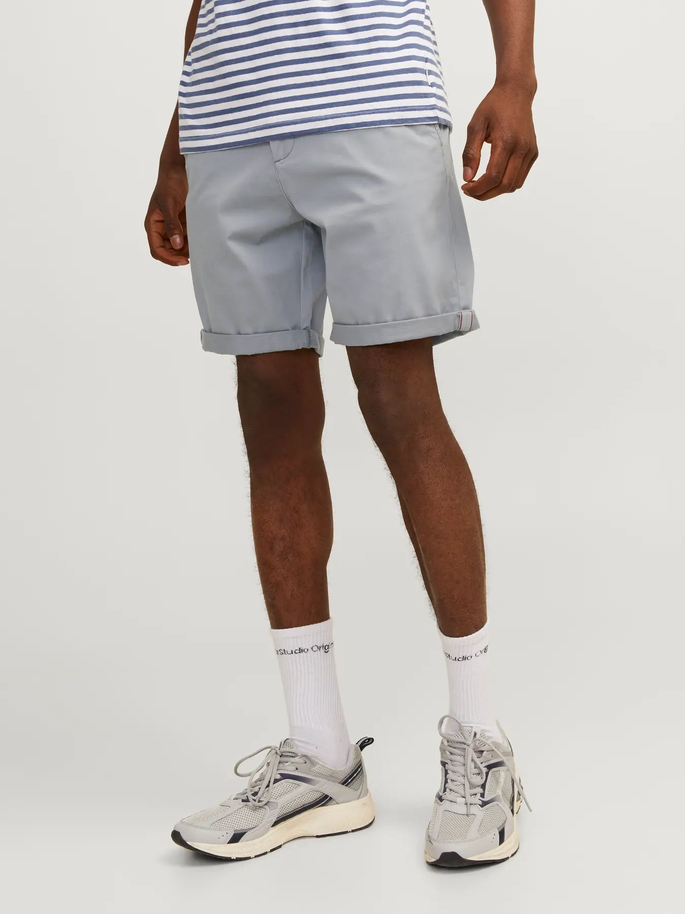 Men's Bowie Shorts Solid-Arona-Model Front View