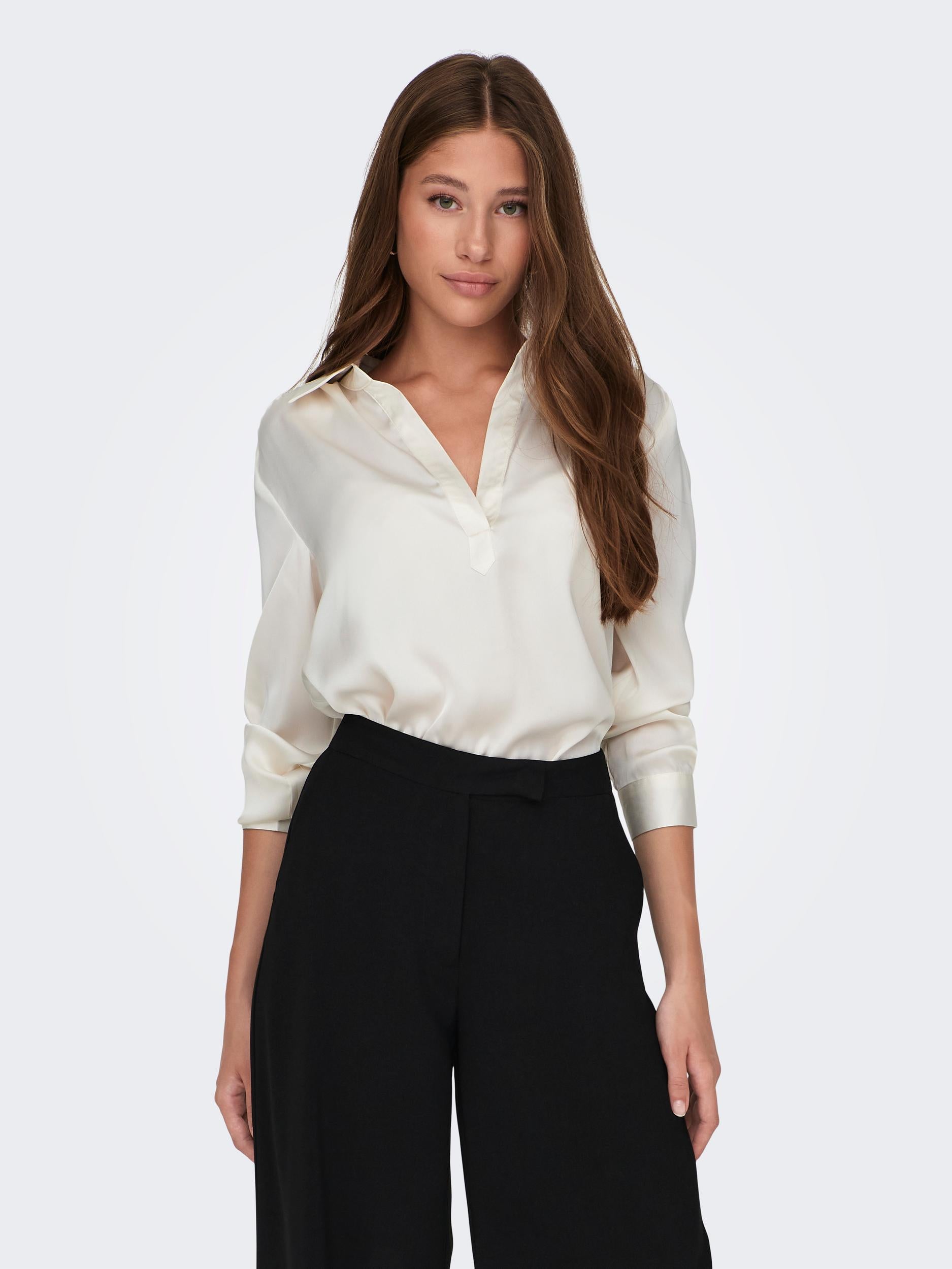 Zora Long Sleeve V-neck Collar Macadamia Top-Creative view