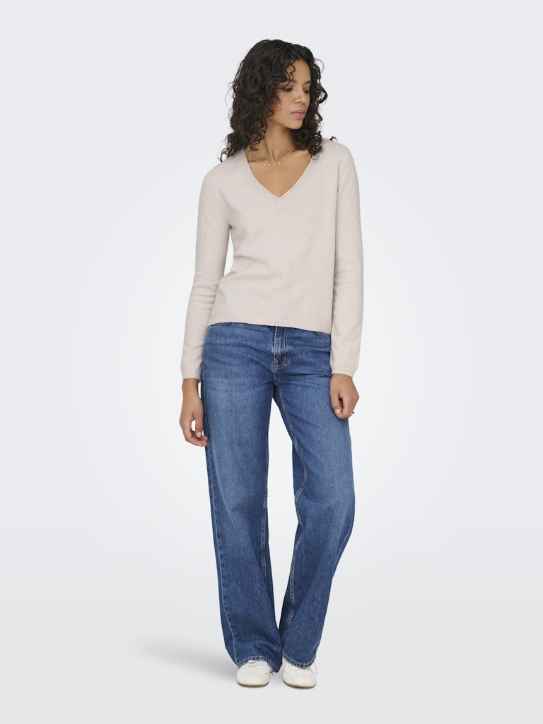 ONLY Loyal Long Sleeve V-Neck Pullover Knit - Moonbeam Melange Moonbeam Melange model front view