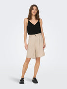 ONLY Debbie Singlet Woven-Black Black model front view