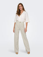ONLY Agnes Linen Pants-Moonbeam Moonbeam model front view