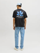 JACK JONES ORIGINALS Catskills Crew Neck T-Shirt-Black Black model front view