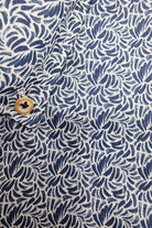 DARIO BELTRAN Garray Light Blue Shirt Navy/Whtie model front view