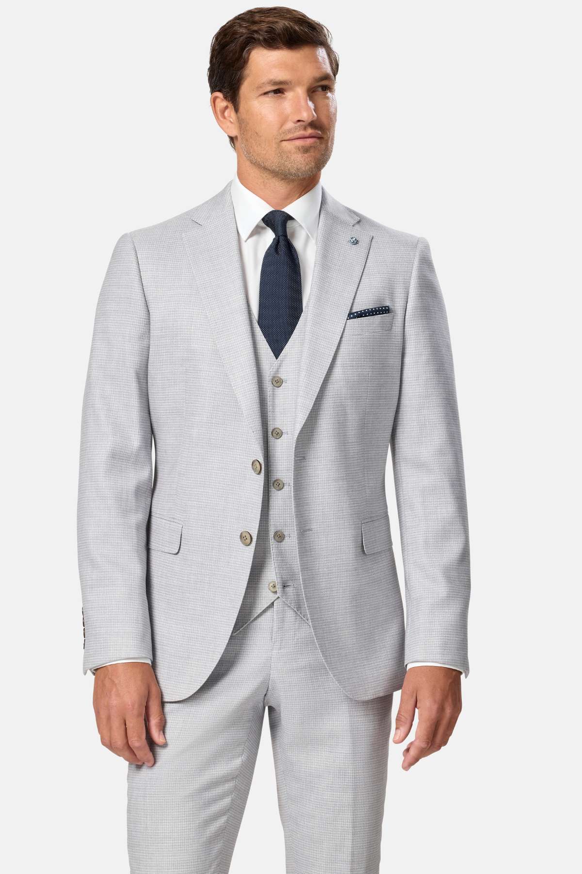 Lucas Tapered Silver Blazer-Man wearing lucas suit
