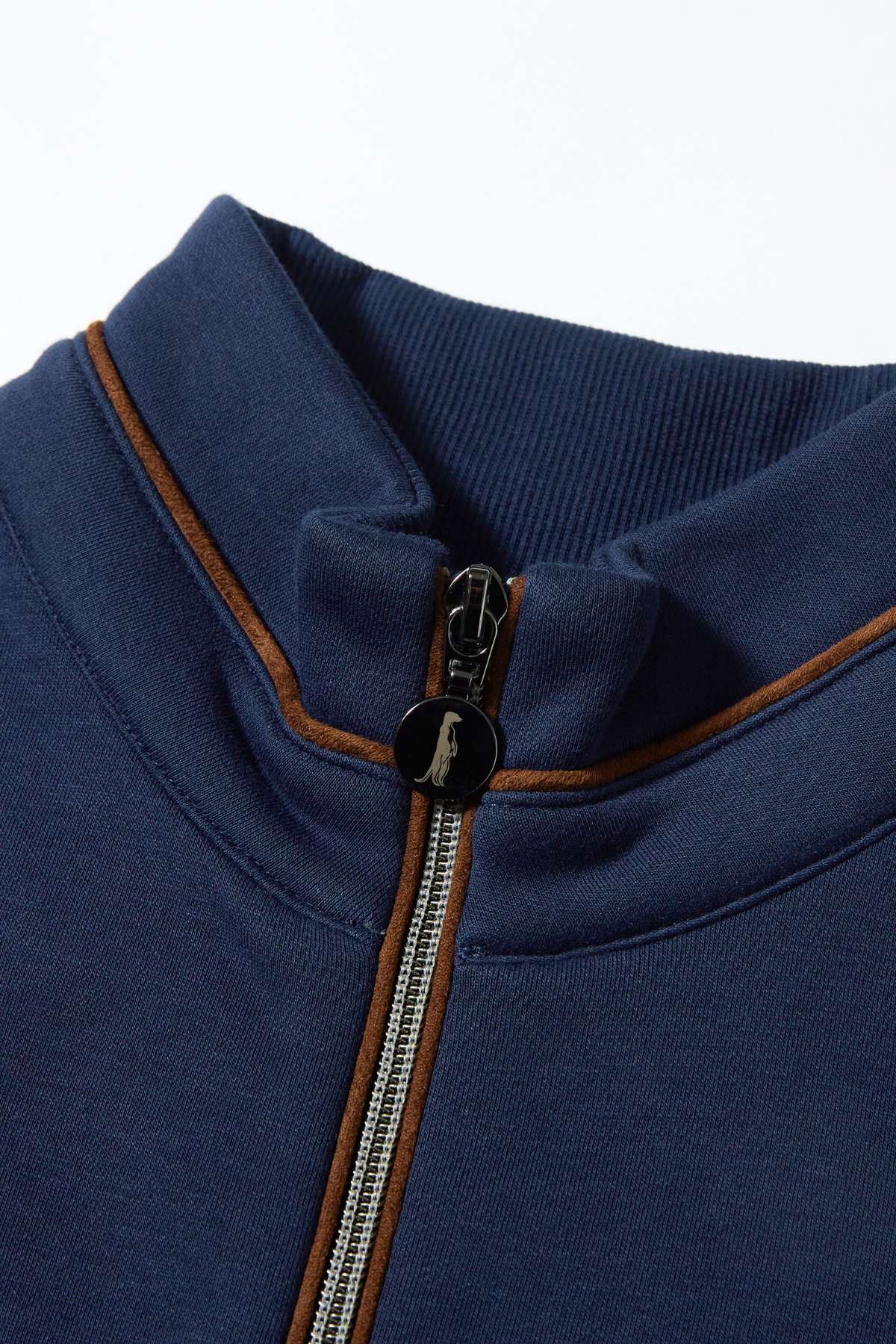 Men's Everest Hybrid Dress Blue Jacket-Collar View