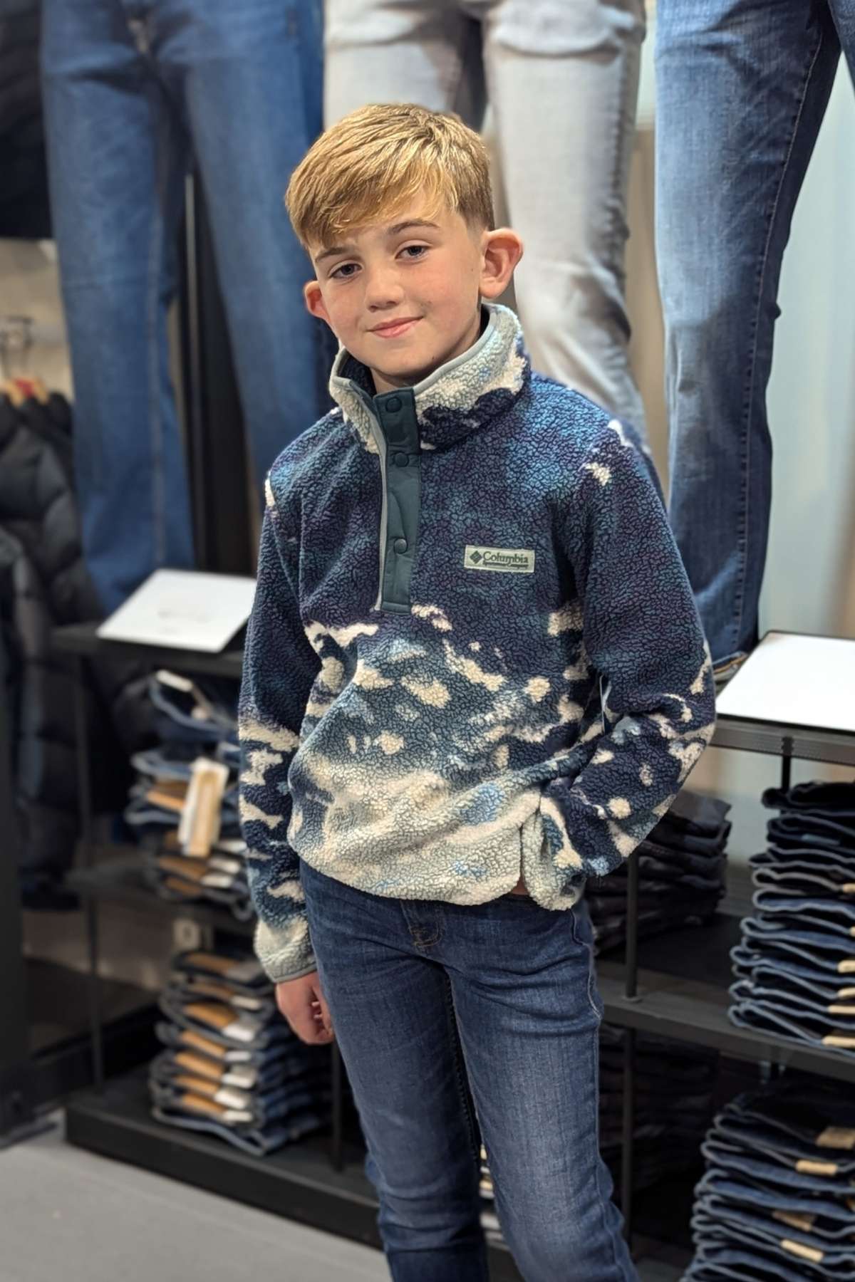 Danny in Boys Helvetia™ Ii Printed Half Snap Fleece-Crushed Blue Sisters/Everblue
