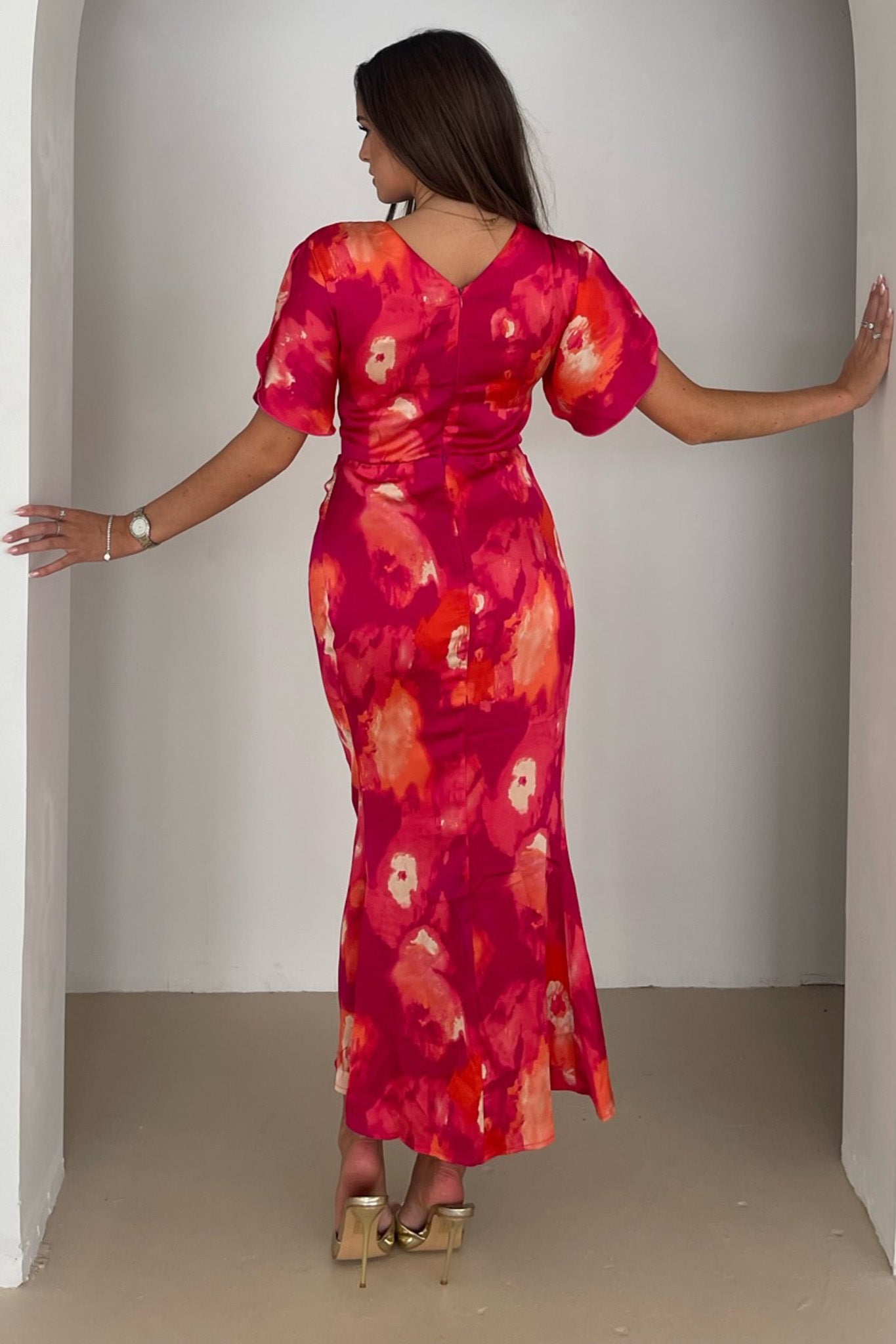 Ladies Cleo Pink Absract Ruched Detail Midi Dress-Model Back View