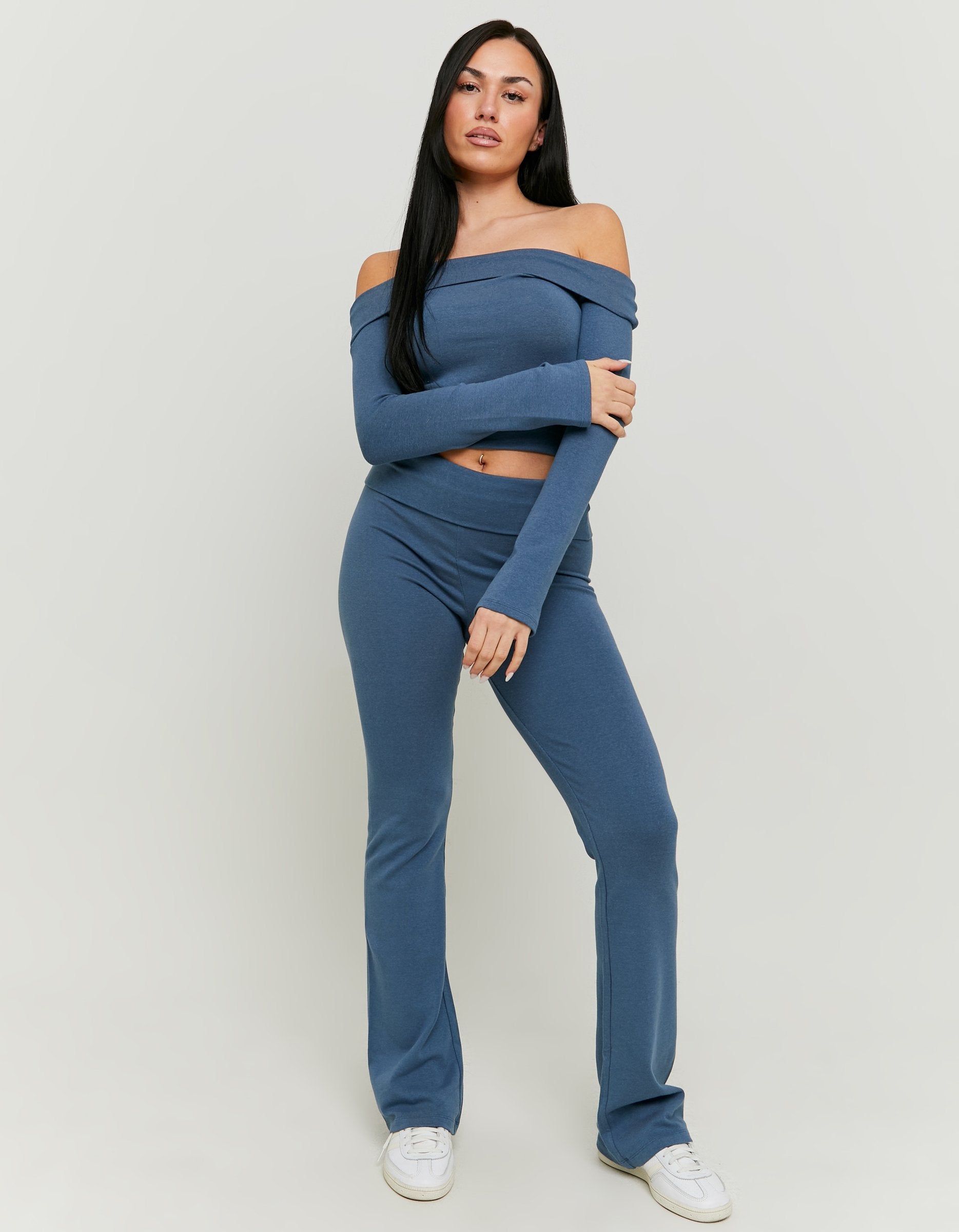 Ladies Blue Leggings With Fold Waist-Model Full Front View