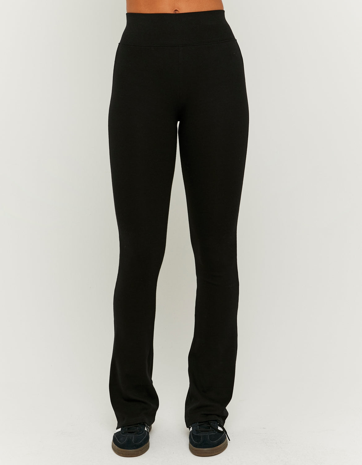 Ladies Basic Black Leggings-Front View 2