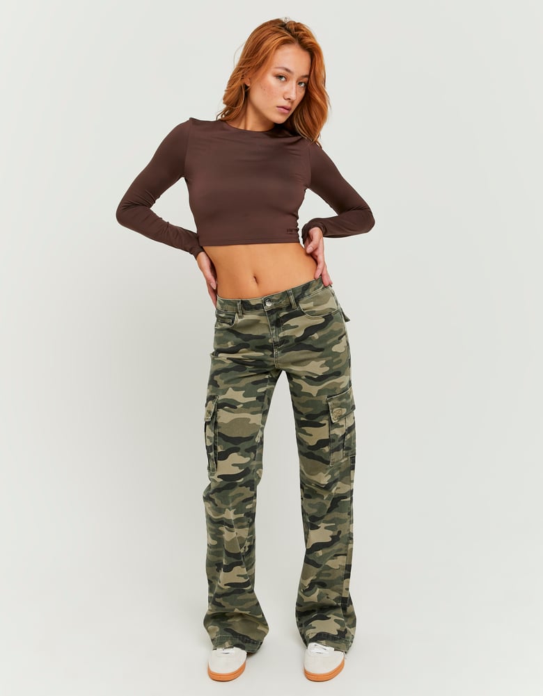 Front model view of the camouflage bootcut cargo trousers