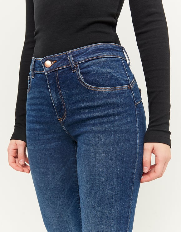 Ladies Push Up Flared Jeans With Medium Waist-Waist View
