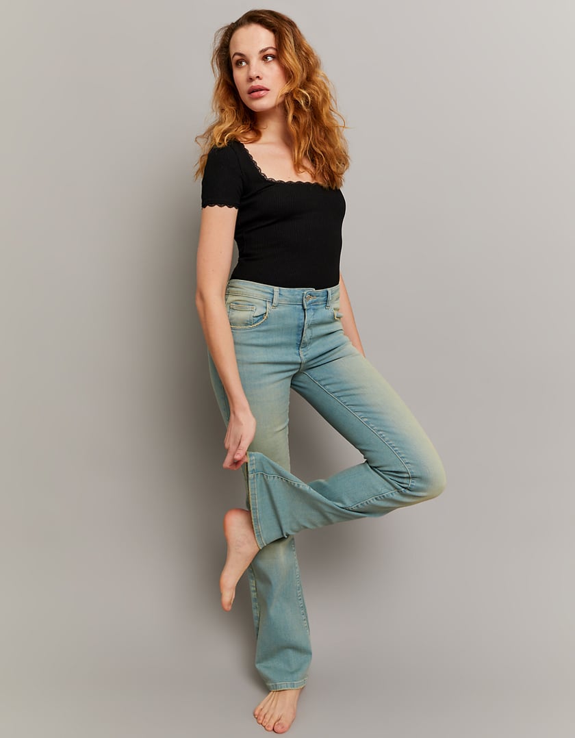 Ladies Push Up Mid Waist Flare Jeans-Model Side View