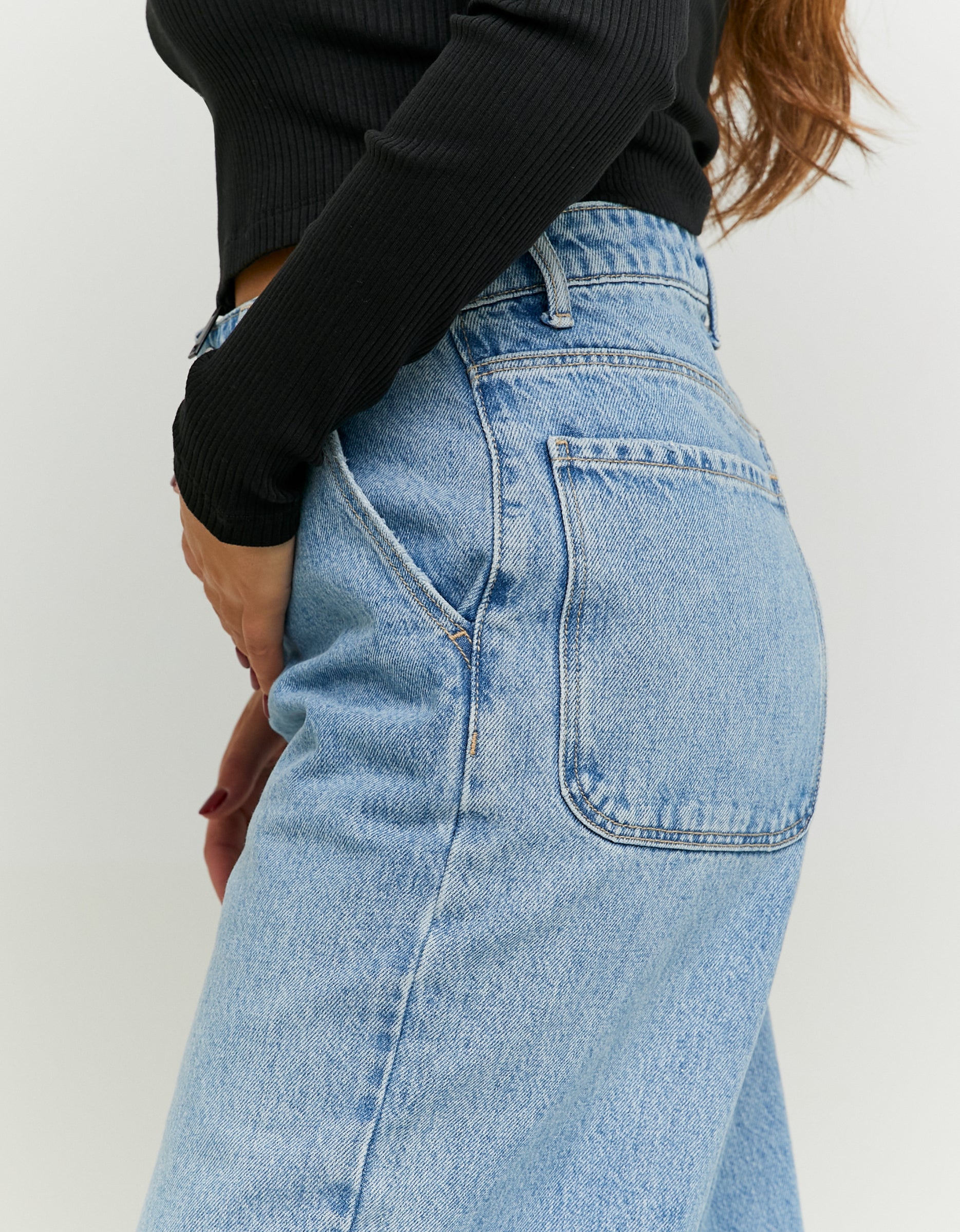 Ladies Blue Balloon Jeans-Side View