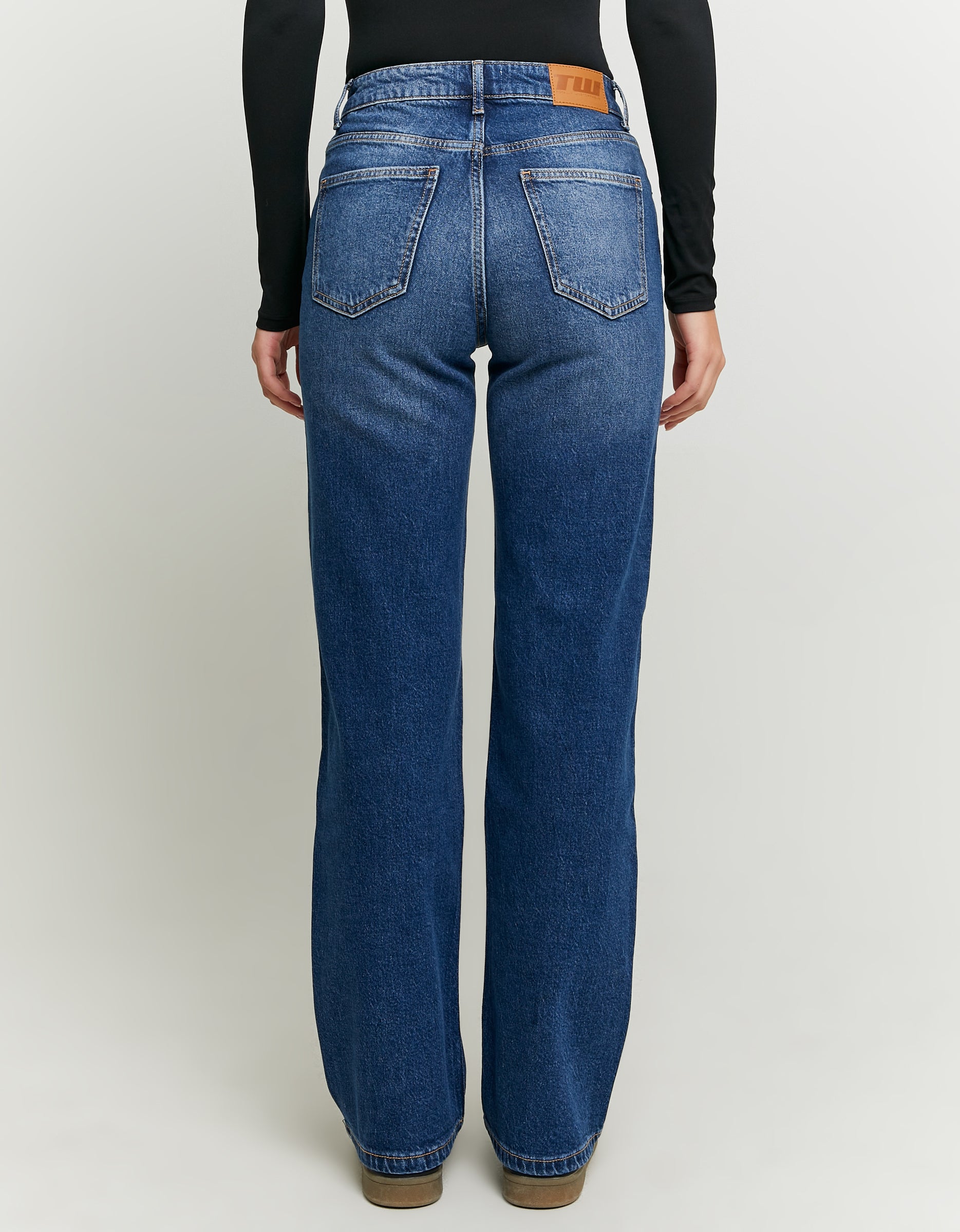 Ladies High Waist Straight Leg Jeans-Model Back View