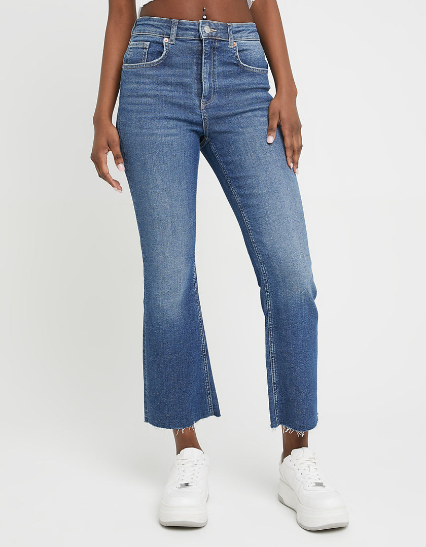 Ladies Mid Waist Kick Flare Comfort Jeans-Model Front View