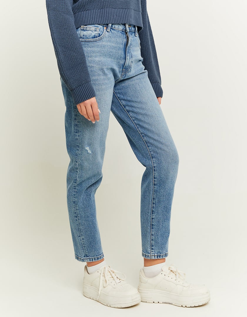 Ladies Blue Stretch Comfortable Mom Jeans-Moldel Side View