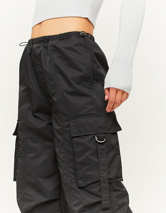 Black Parachute Cargo Pants – Spirit Clothing