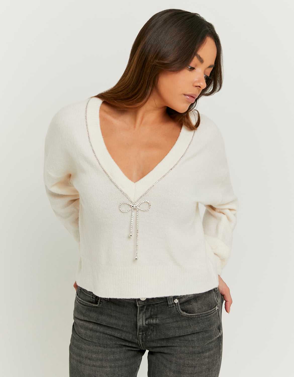 Tally Weijl White Knitted Jumper With Strass Bow White back view