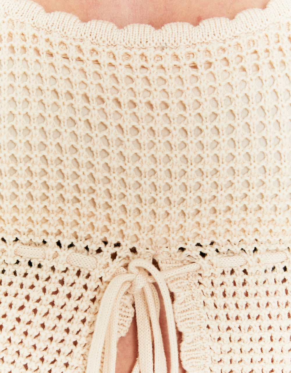 Ladies Beige Crochet Cropped Top-Pattern View