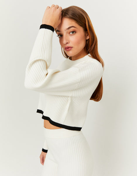 Ladies White Knit Cropped Jumper-Model Side View