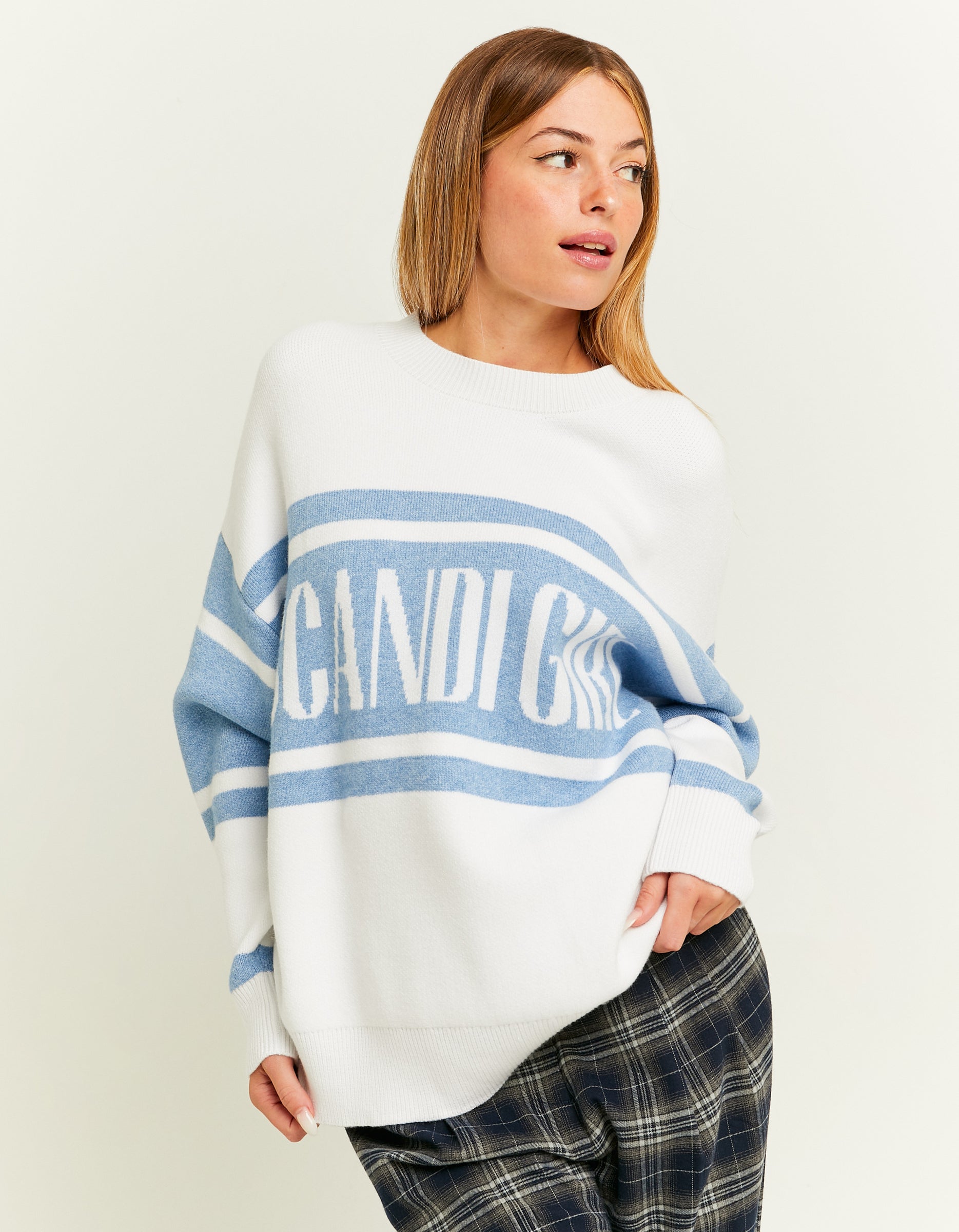 Ladies White Oversized Jumper With Print-Model Front View