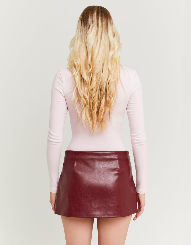Ladies Burgundy Skort With Belt-Model Back View Of Skort