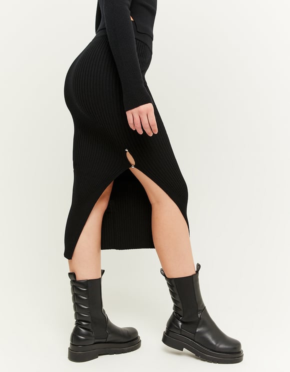 Ladies Black Ribbed Skirt With Slit-Side View