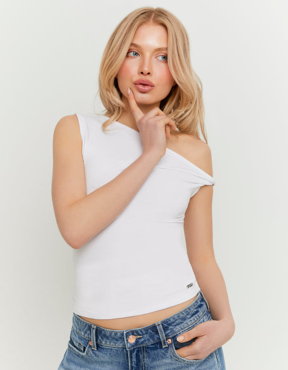 Tally Weijl White Asymmetric Top, close up view on model