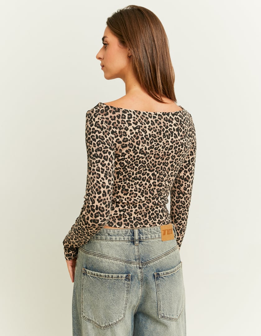 Leopard Print T-Shirt With Round Neck-Model Back View