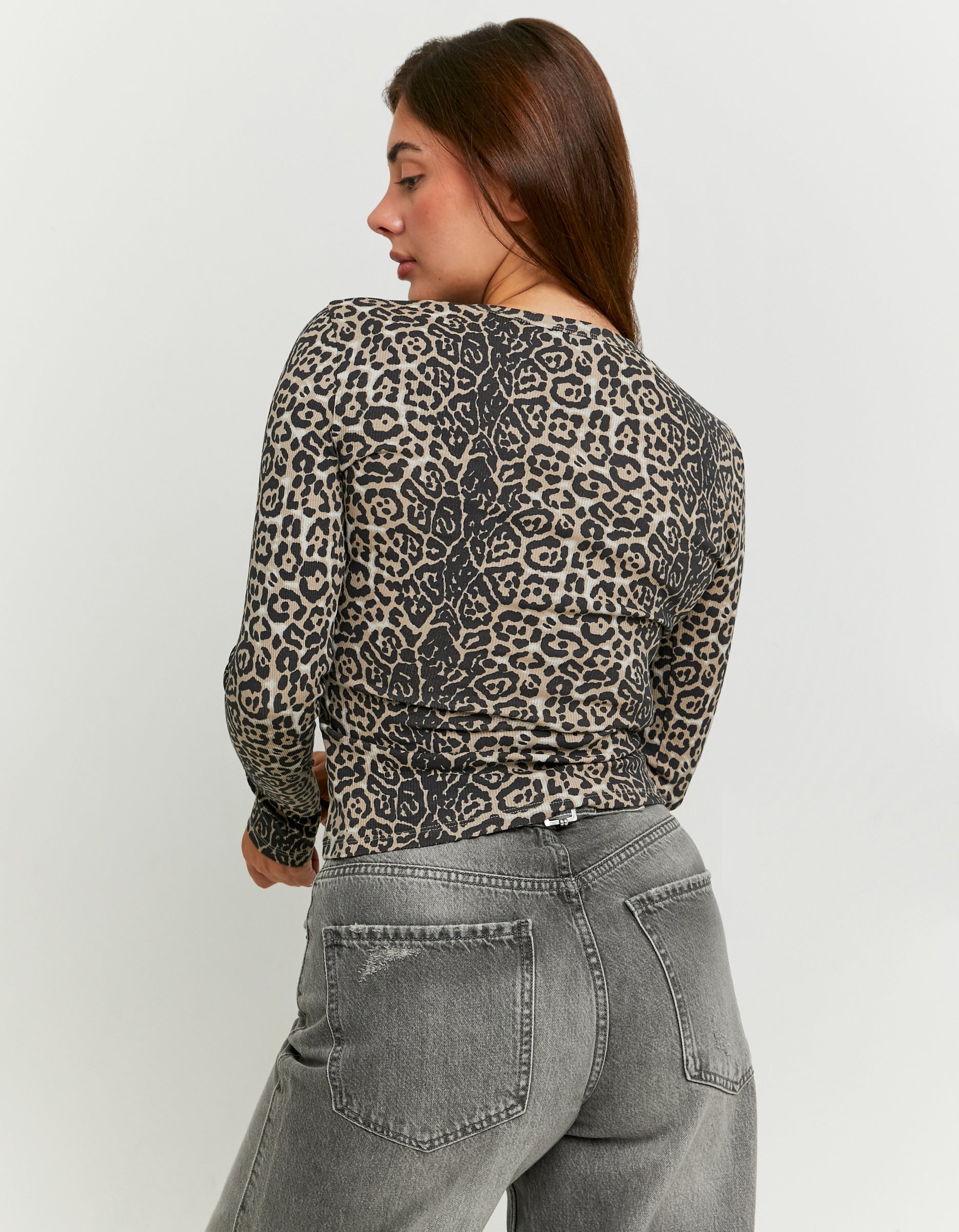 Ladies Leopard Print Basic Long Sleeve T-Shirt-Model Back View