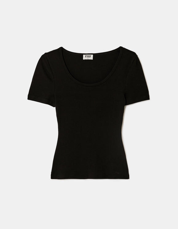 Tally Weijl black basic T-shirt, front view