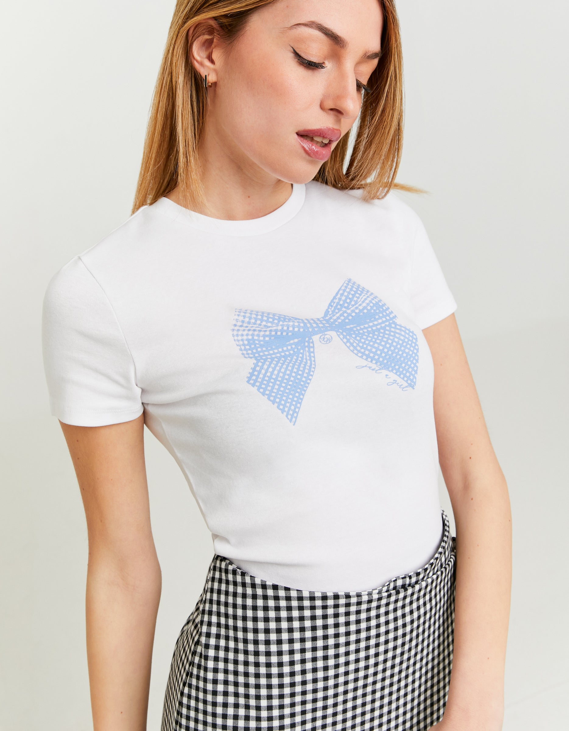 Ladies White Bow Print T-Shirt-Closer View of Front