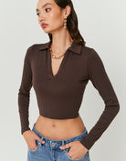 Tally Weijl Basic Brown T-Shirt With Long Sleeves Brown model front view