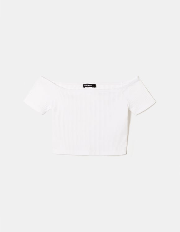 BASIC WHITE CROP TOP FRONT VIEW