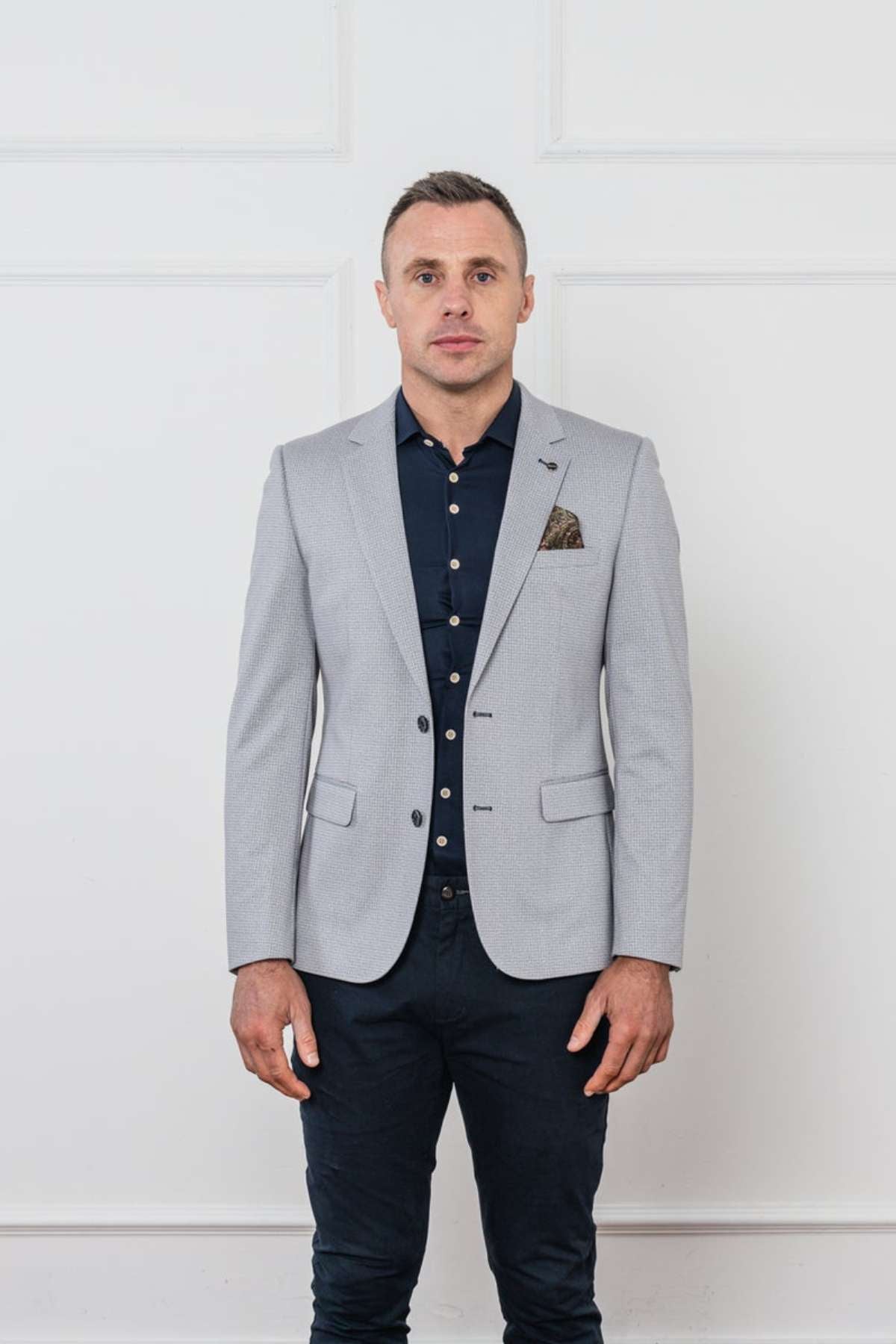 Tommy Bowe Dwyer Grey Blazer- Closer View of the Front
