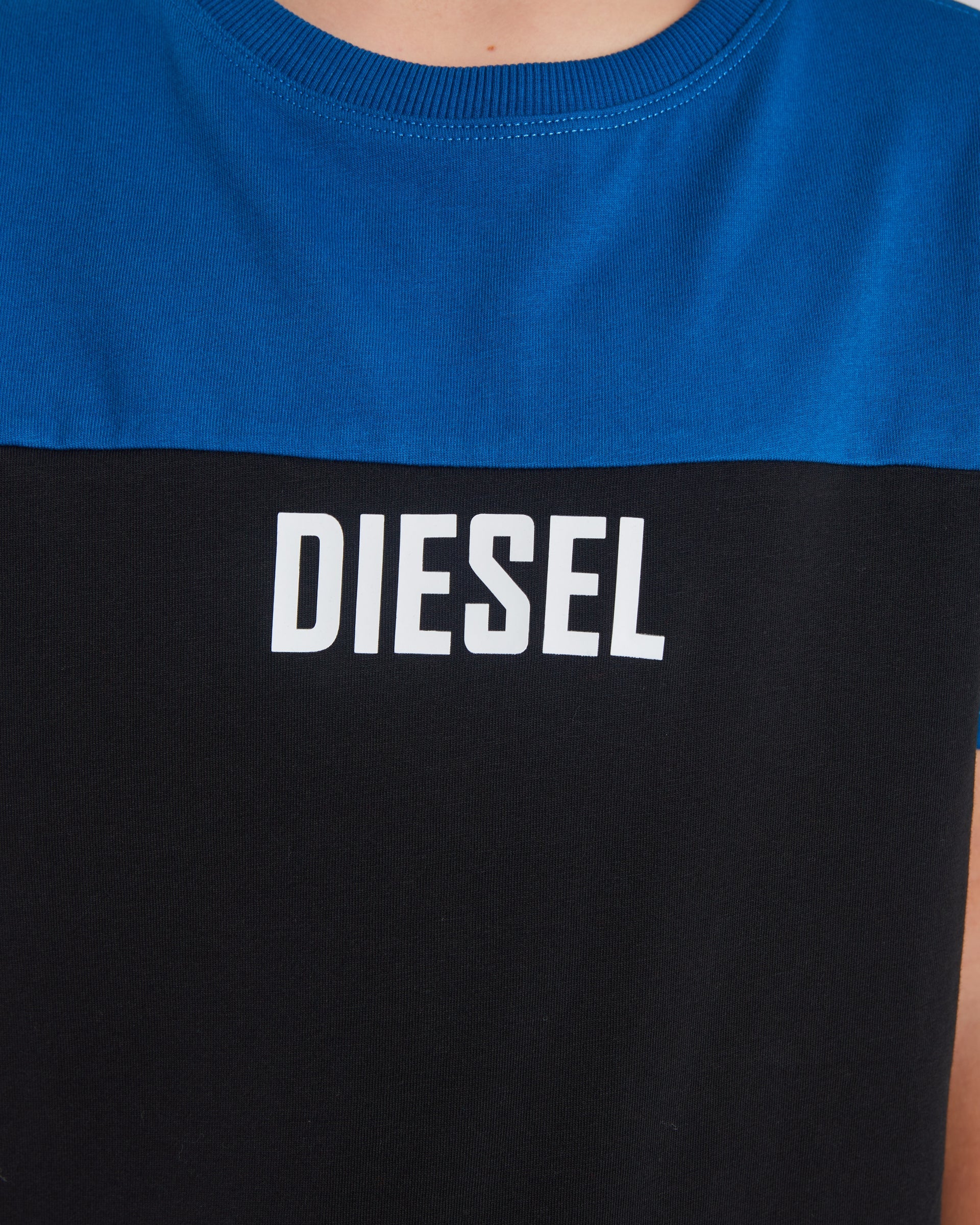 Boy's Braden Junior Black/Petrol Tee-Logo View