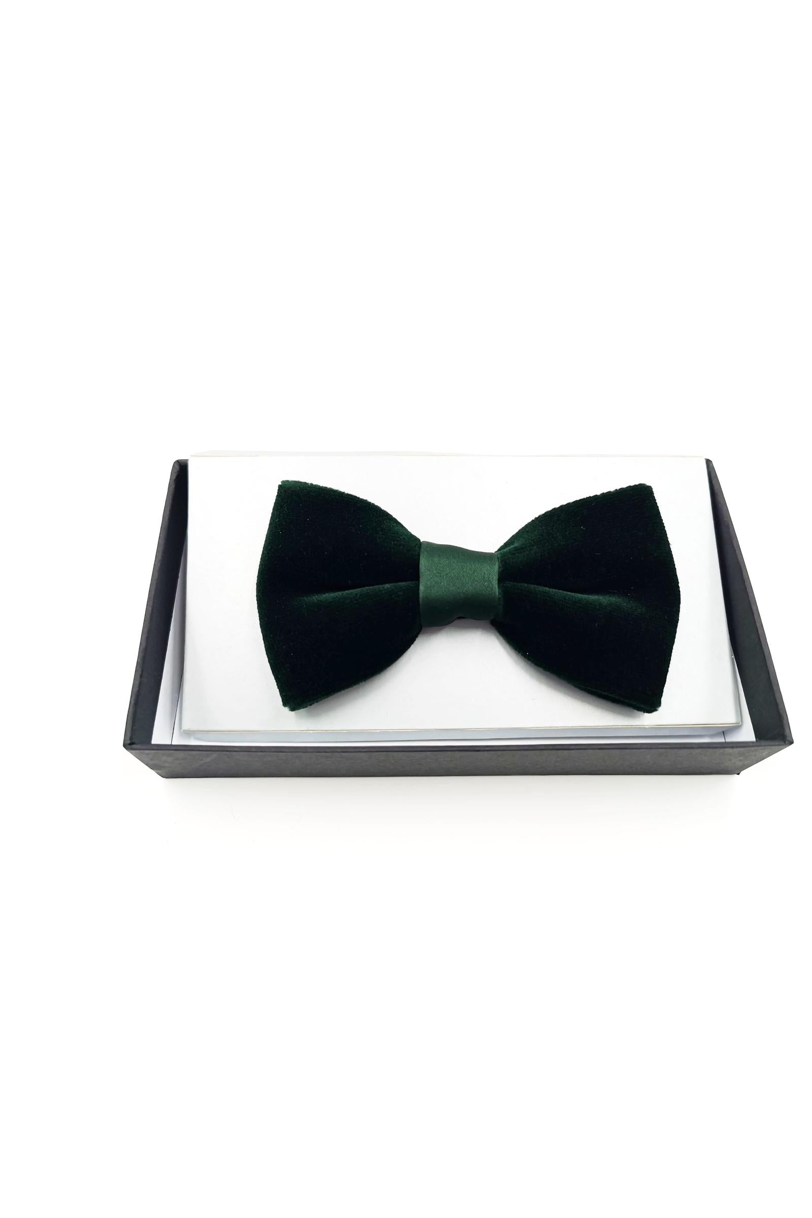 Zazzi Velvet Bow Ties by Giltedge BLACK detail view