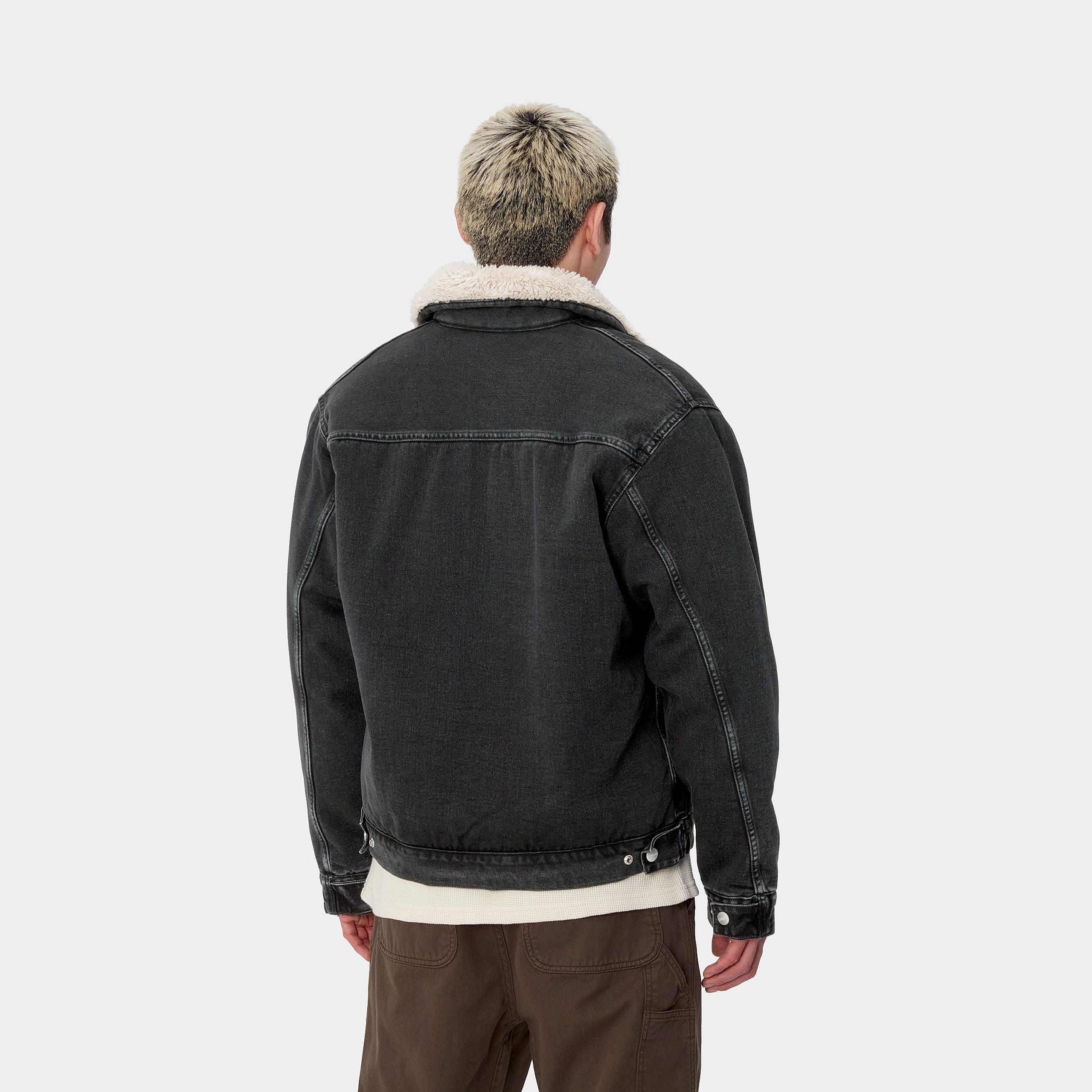 Men's Herald Jacket-Black / Wall-Model Back View