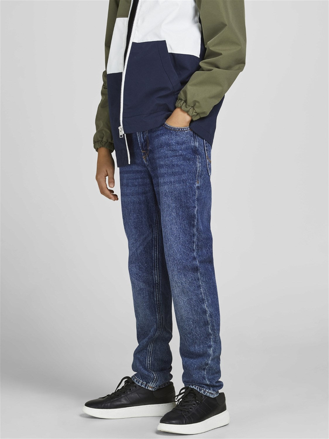 Jack Jones Youths Clark 123 Junior Boy Straight Jean Blue detail view