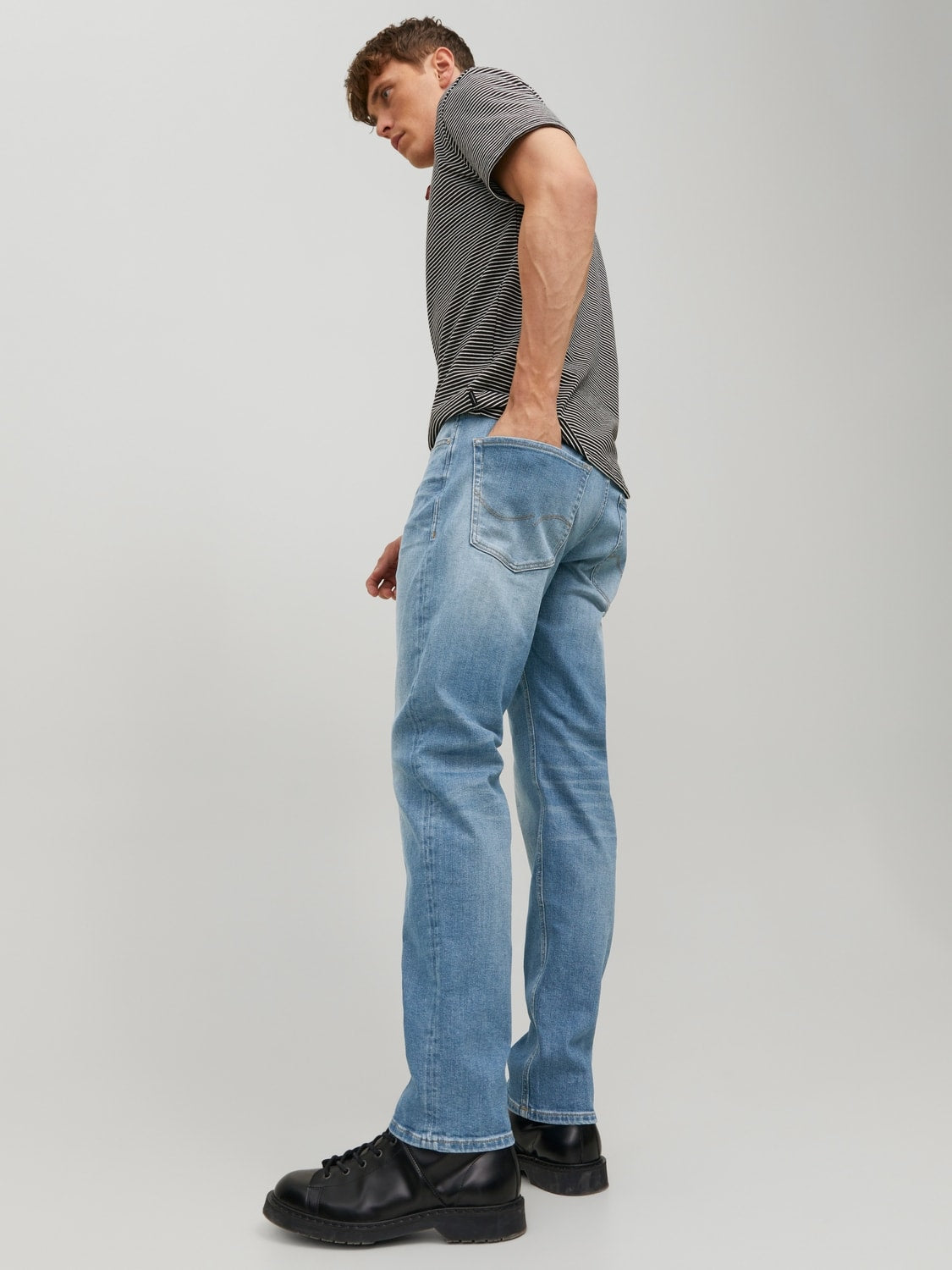 JACK & JONES Mike 011 Relaxed Tapered Fit Jeans BLUE DENIM view 12