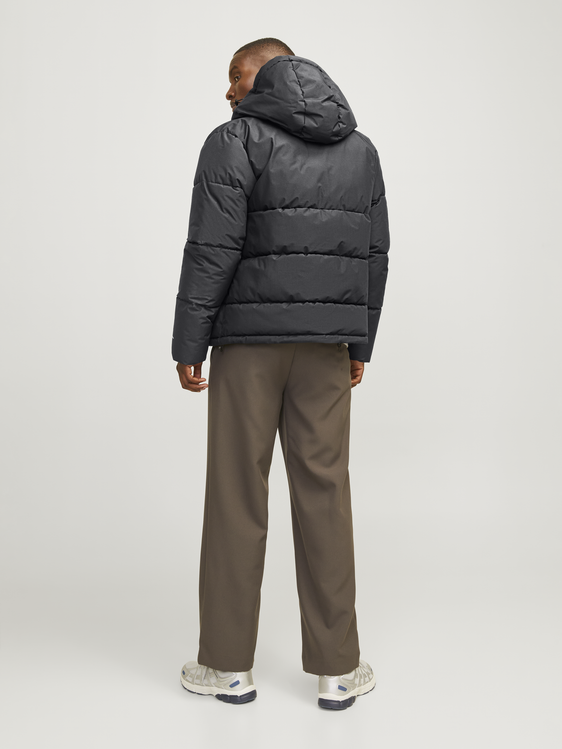 World Puffer Jacket-Asphalt-Back view