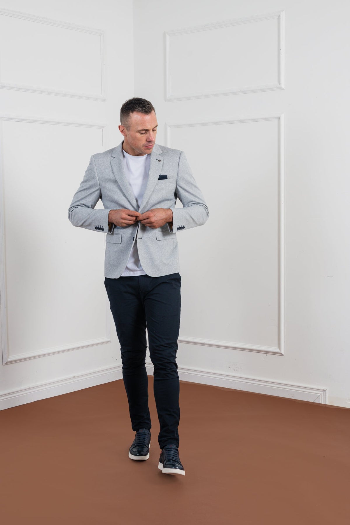 Tommy Bowe Popovic Light Grey Blazer-Model Full Front View