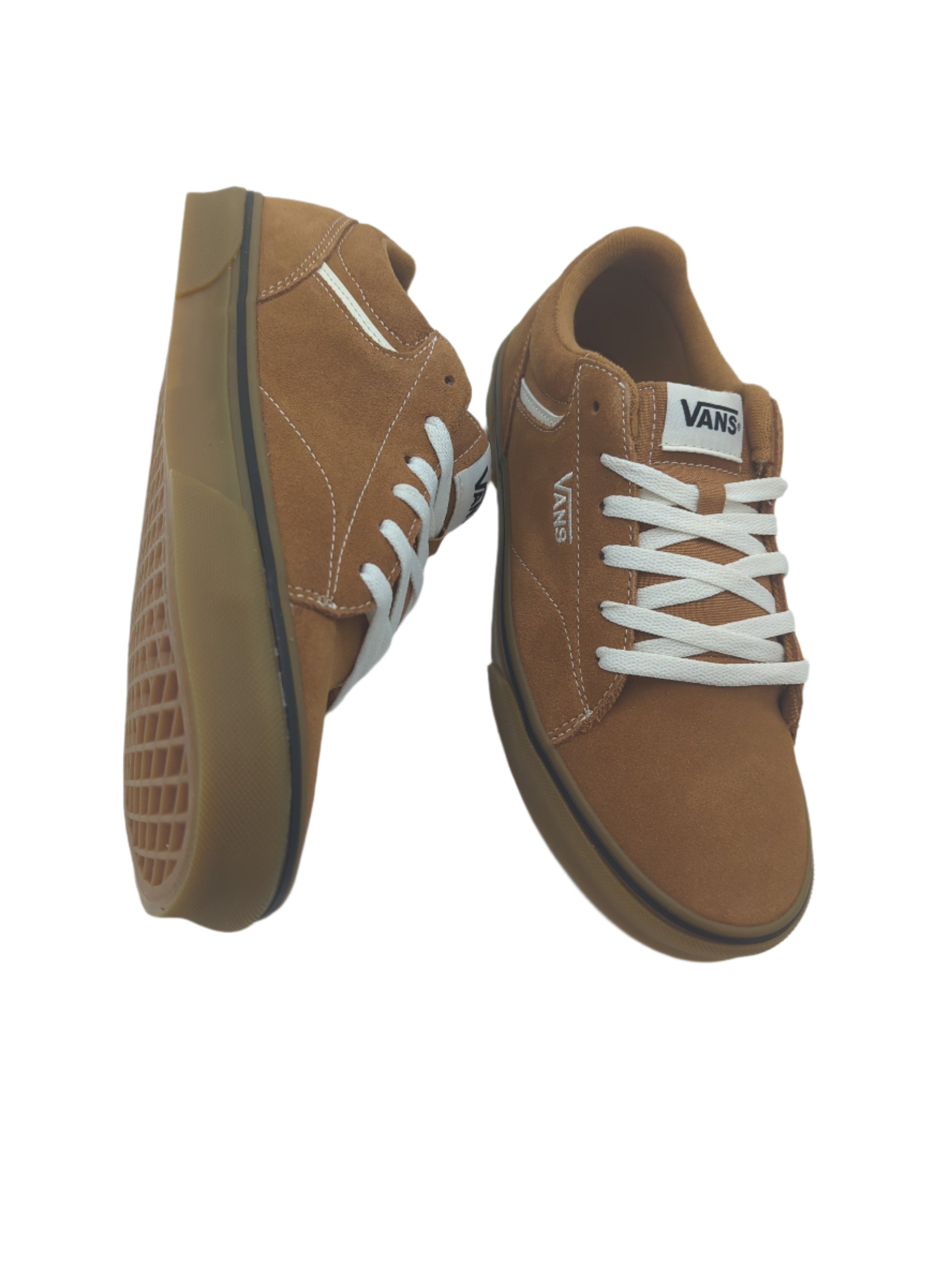 VANS Seldon Brown Suede Trainer BROWN model front view