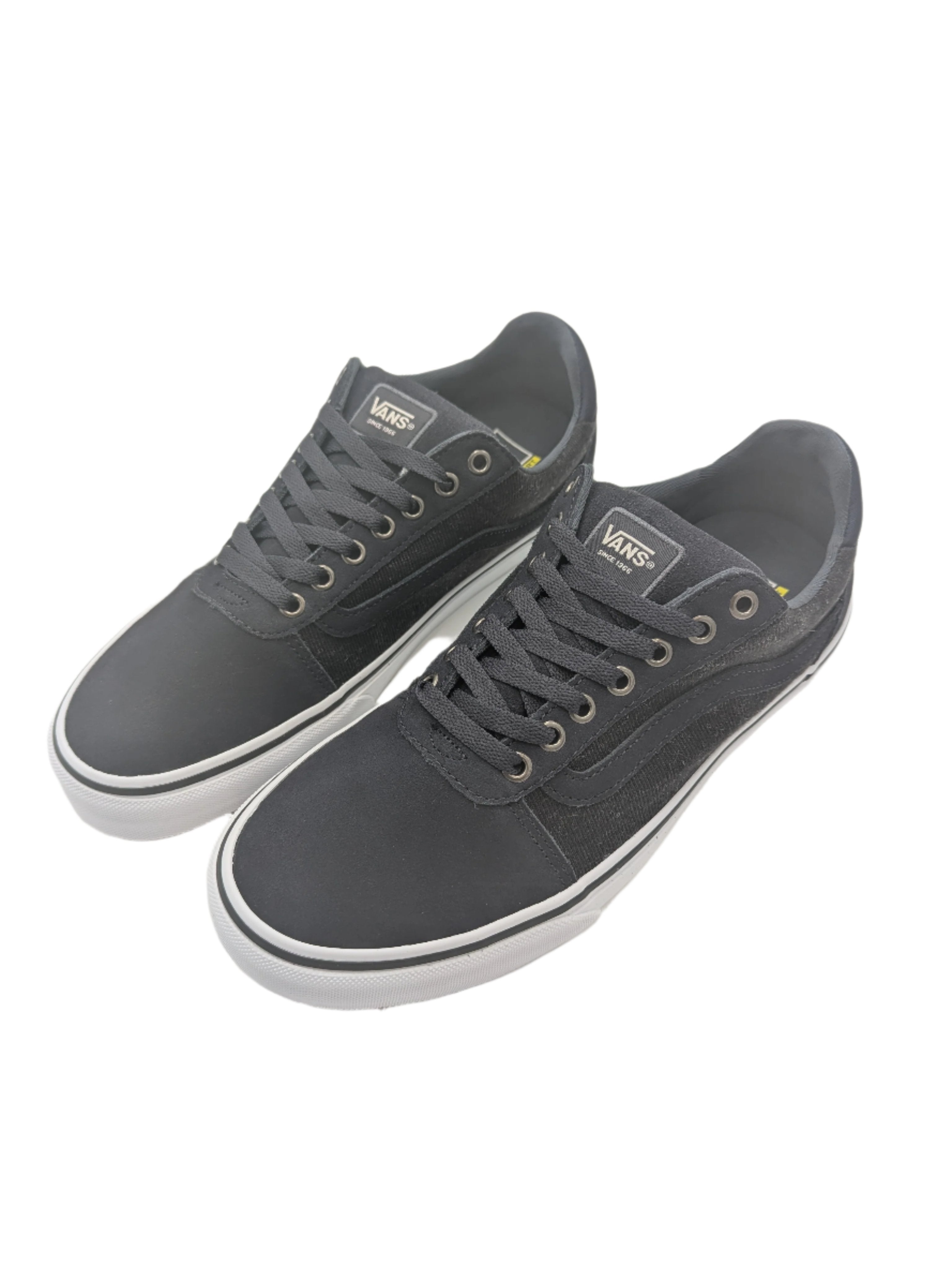 VANS Ward Deluxe Grey Knit Sneaker Grey front view