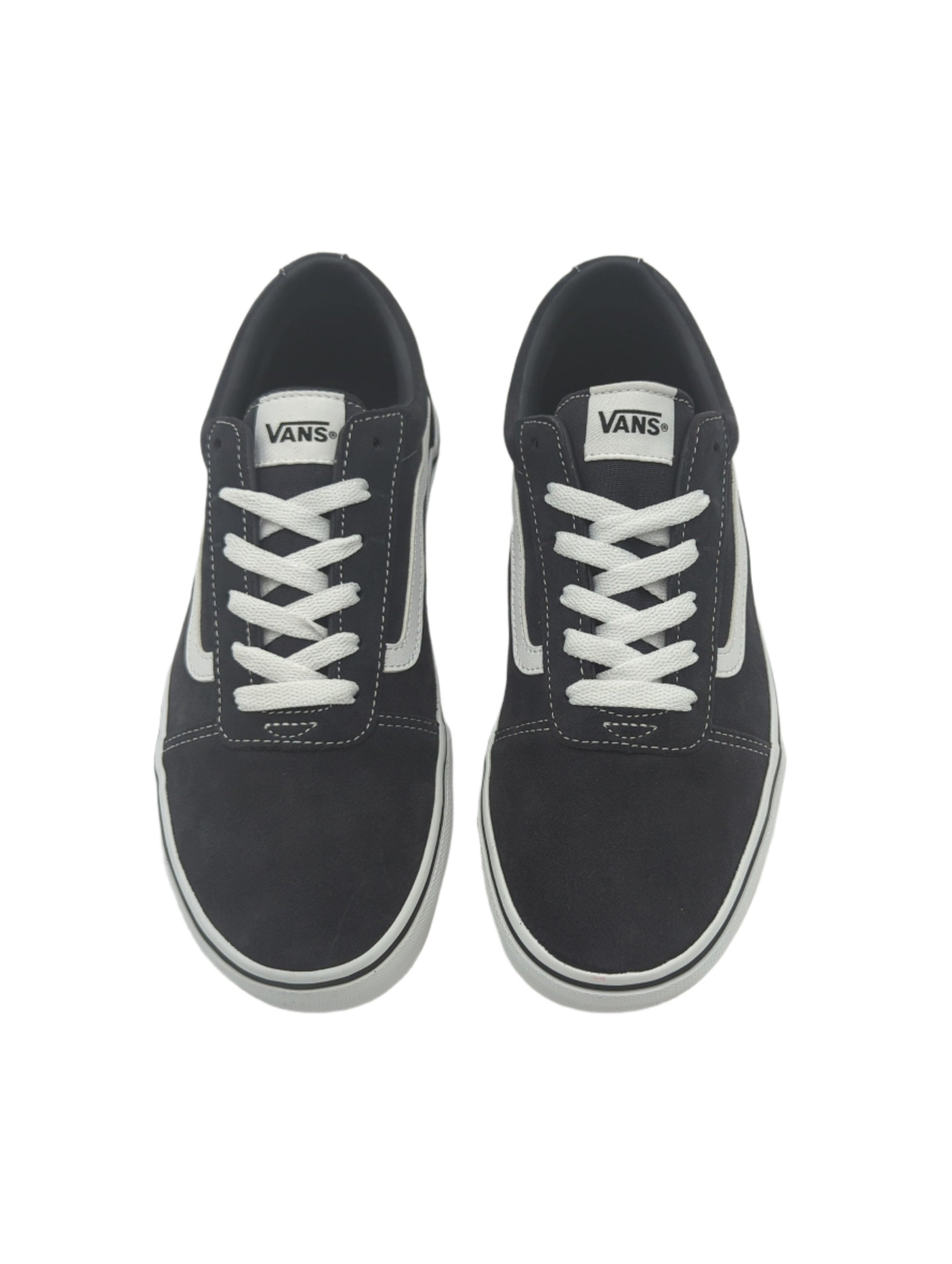 Vans Youths Boys Ward Suede Dark Grey Sneaker Dark Grey model front view