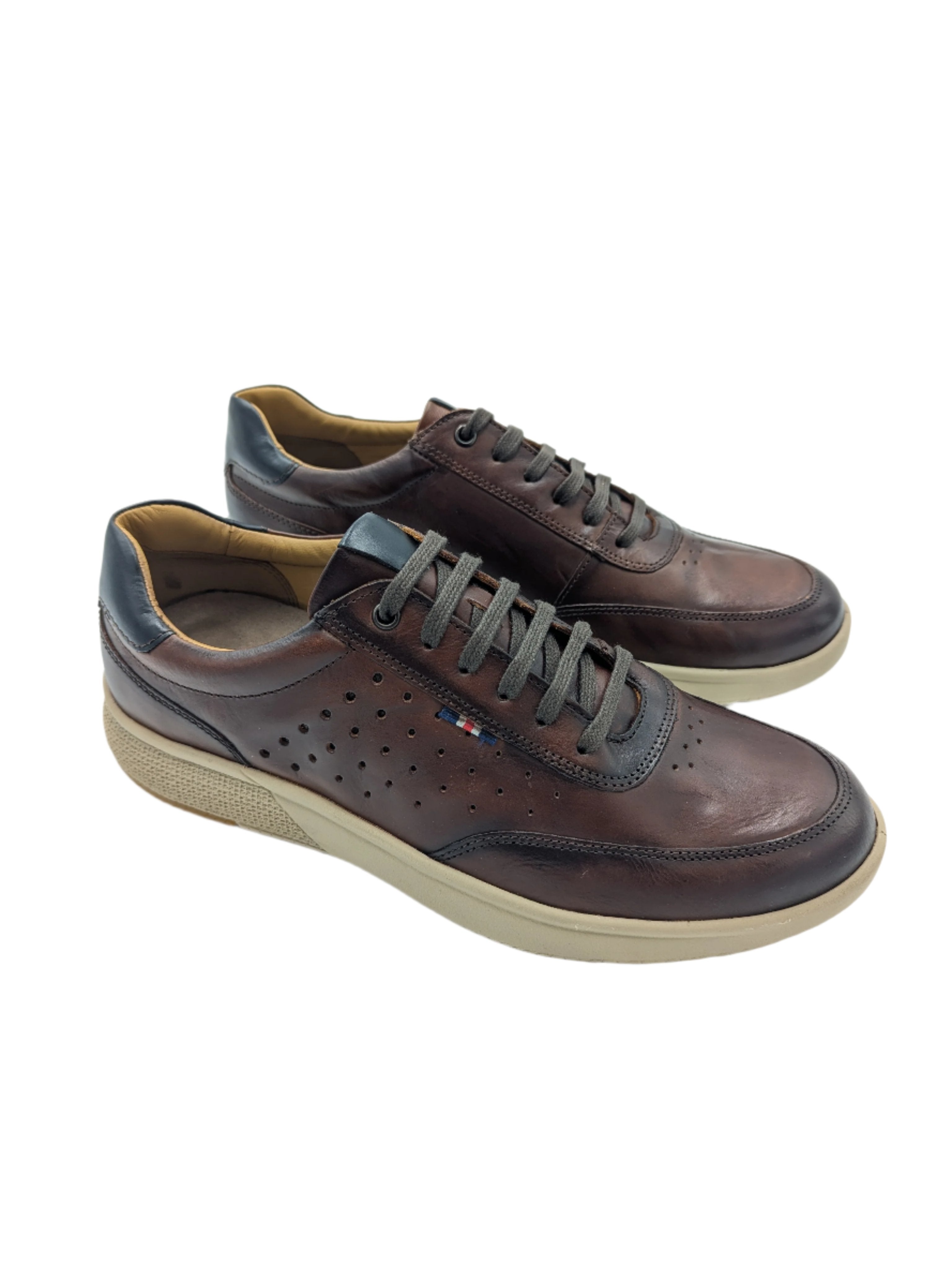 Bragg Lace Up Brown Shoe-Side view