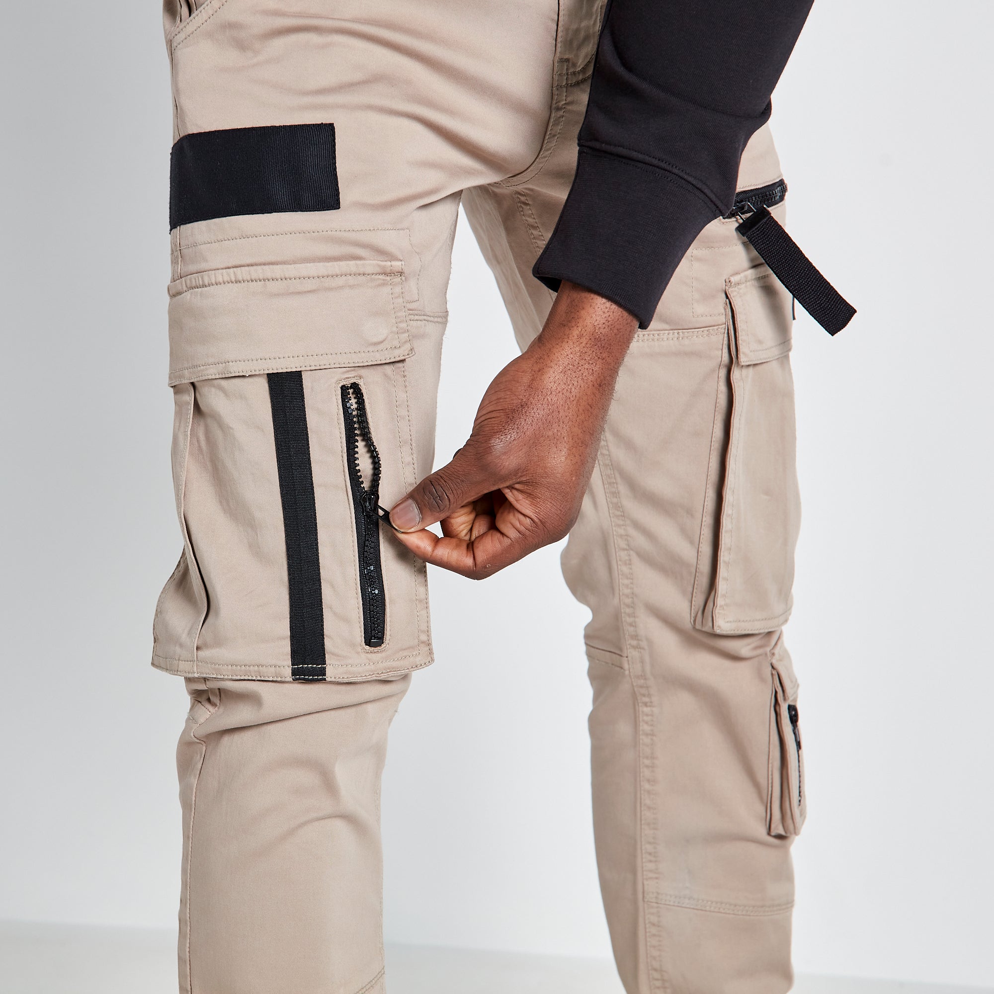 Mens Adjustable Cuff Stone Cargo Pants-Zip detail